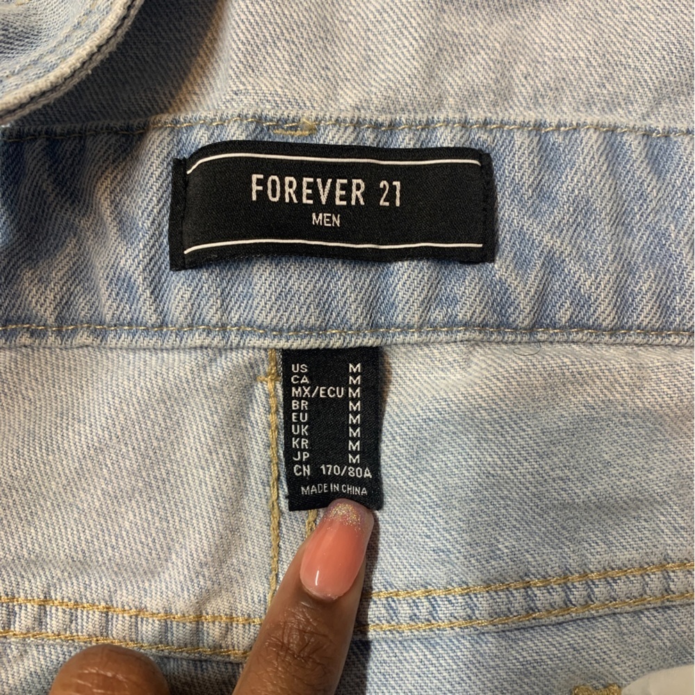 Menโs Forever 21 Denim Overalls - Picture 9 of 9